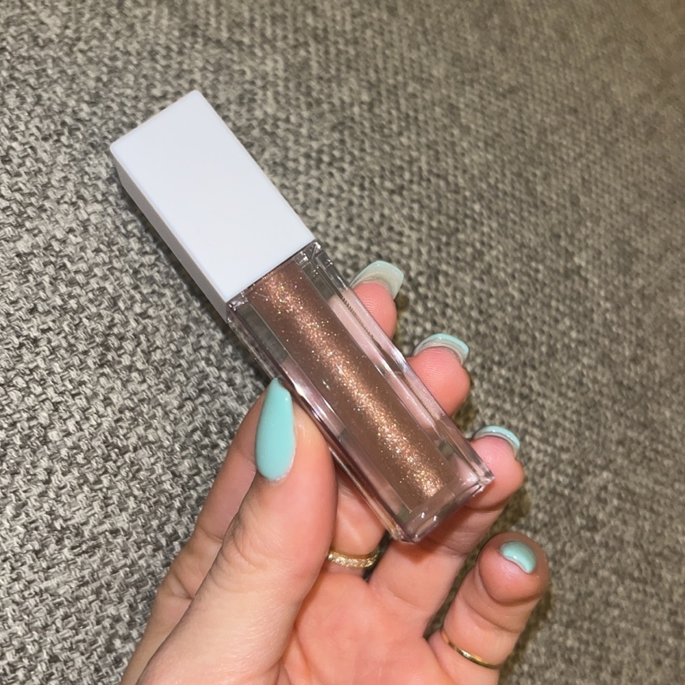 Ofra Lip Gloss - Truffle